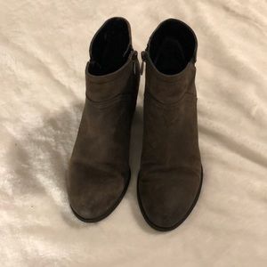 Franco Sarto, women’s suede booties, size 7.5